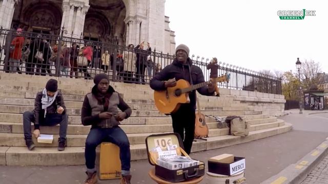 Аллилуйя - Уличные музыканты красиво поют в Париже - Hallelujah guitar cover смотреть онлайн