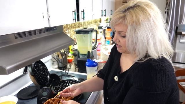 Perfect Keto Waffles Recipe - Easy Paleo Gluten Free Pancakes