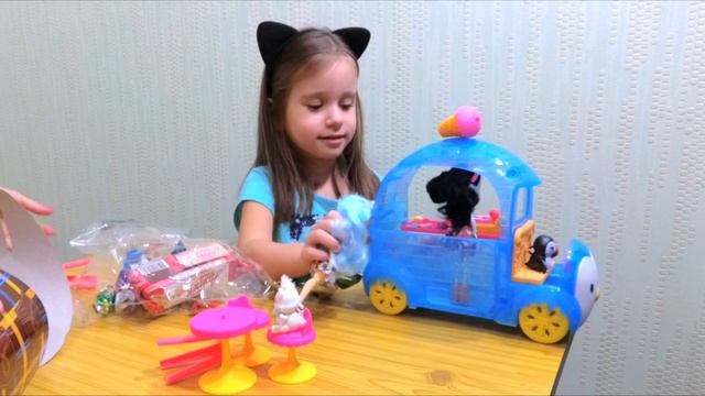 Энчантималз играю Фургончик мороженного. Прина Пингвина и Полярный медведь Лайла и Даннесса олень смотреть онлайн