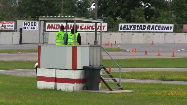 ford sierra xr4i 2.9 cosworth wit смотреть онлайн