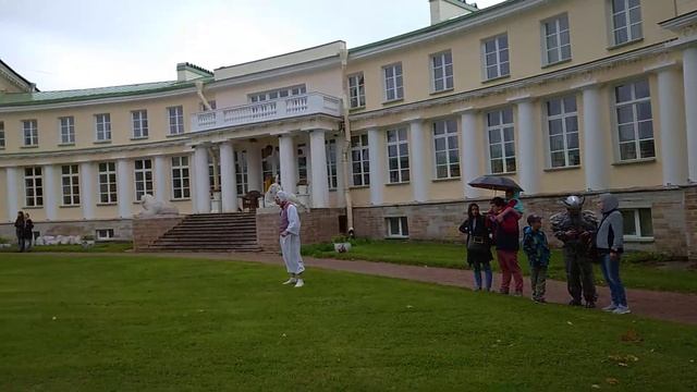 Шоу гигантских улиток "Улитная рапсодия" в усадьбе "Марьино" от "Комик - Трест" 06.09.2020 смотреть онлайн