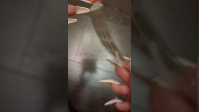 гидрогелевый пластырь маскирует и удаляет угри. смотреть онлайн