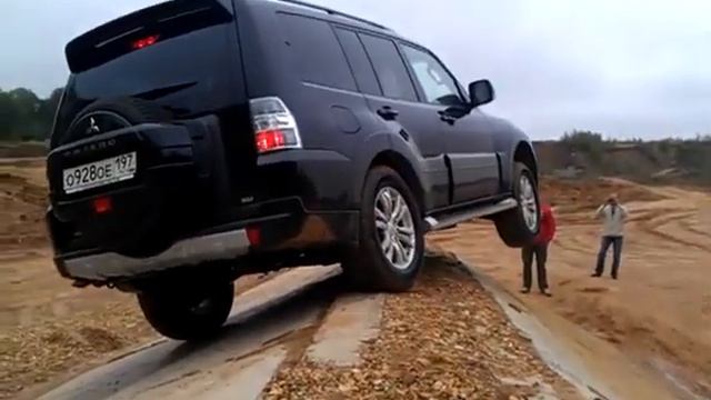 Угол подъема Mitsubishi Pajero смотреть онлайн