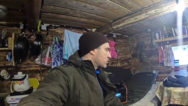 В Лесной Избе с Бармалеем. Готовлю Семгу на Костре. Жизнь в лесу. Добрые походы. смотреть онлайн