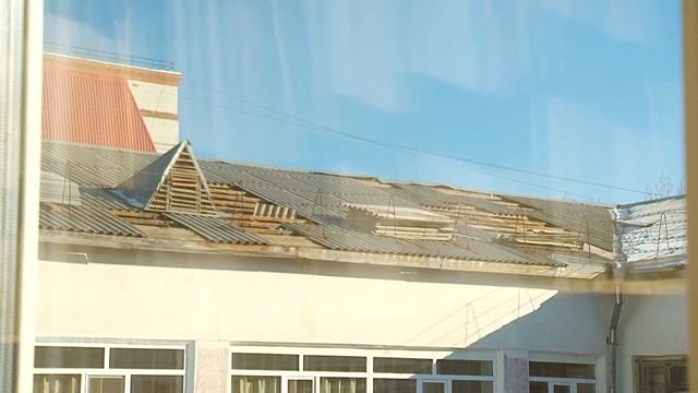 В благовещенской школе начался масштабный ремонт крыши смотреть онлайн
