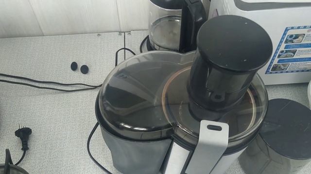 Соковыжималка Philips HR8161 смотреть онлайн