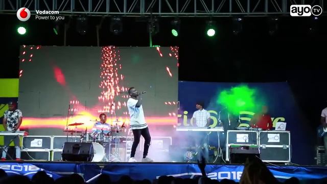 Rayvanny alivyoimba LivE 'kamwambie' ya Diamond, Baraka na Bella смотреть онлайн