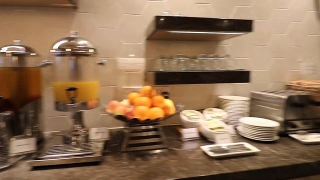 Plaza Premium Lounge Singapore | Priority Pass смотреть онлайн