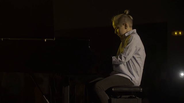 Filip Keltner J.S Bach - Toccata d minor смотреть онлайн