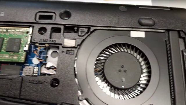 HP EliteBook 850 G1-H5G44ET Notebook смотреть онлайн