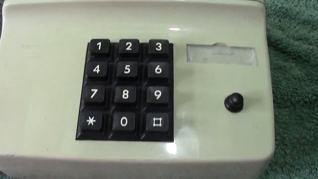 Telephones of the World смотреть онлайн