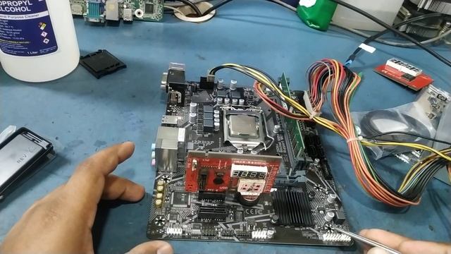 GIGABYTE H410M S2 V2 unboxing & review смотреть онлайн