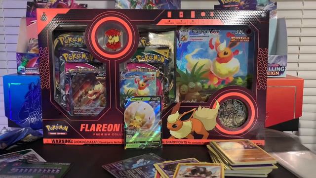 Vaporeon Vmax premium collection box and suprise alternate art card смотреть онлайн