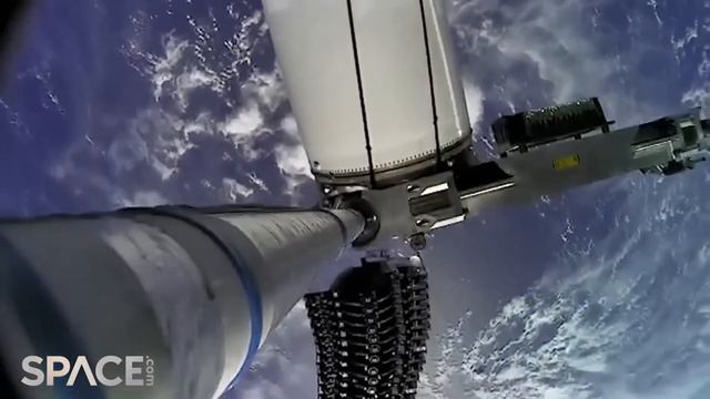 SpaceX launch 22 Starlink 'V2 mini' satellites into orbit, lands rocket at sea. смотреть онлайн
