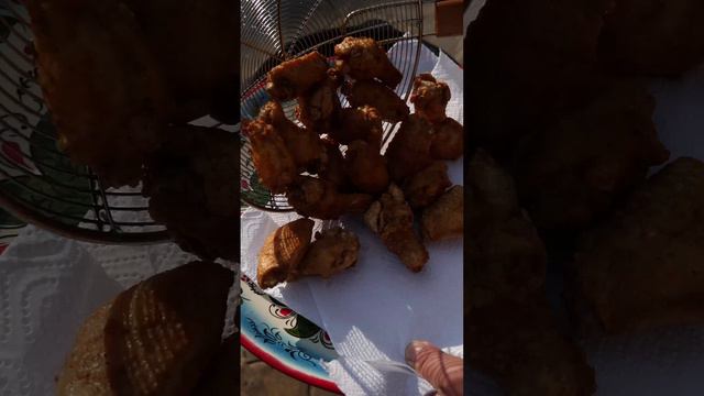 Мои любимые крылья баффало под пенное в казане на костре. смотреть онлайн