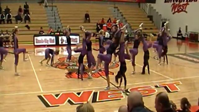 West 2012 Competition Season JV Perfomance--First Game Poms Hip Hop Illinois смотреть онлайн