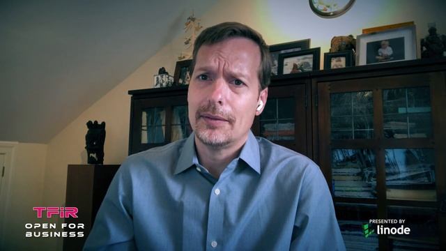 VC vs Bootstrapping Open Source Business | Open For Business - E1 смотреть онлайн