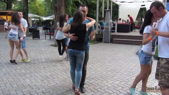 Кизомба вечеринка в Батайске смотреть онлайн