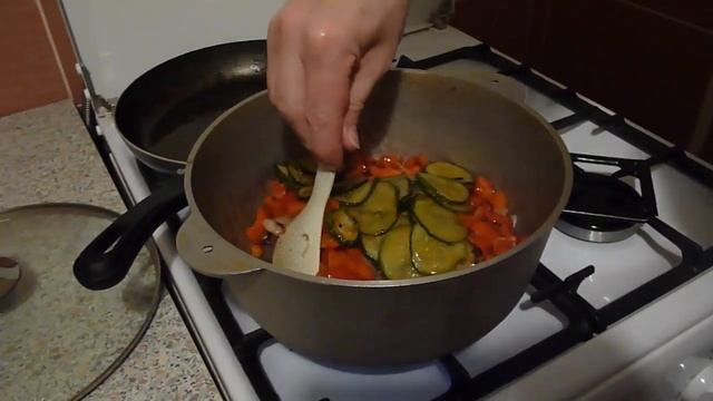 Тархамяк Сяй - Говядина с огурцами в соевом соусе - Как приготовить 11 07 2019 смотреть онлайн