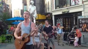 Талантливые уличные певцы и музыканты, подборка