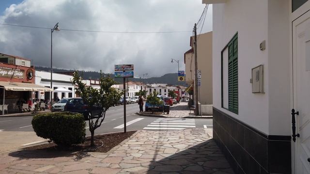 Тенерифе, Сантьяго дель Тейде. Миндаль на Тенерифе. Tenerife Santiago Del Teide Almonds In Tenerife