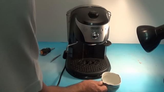 Ремонт кофеварки EC220 CD нет давления воды. Ремонт своими руками. смотреть онлайн