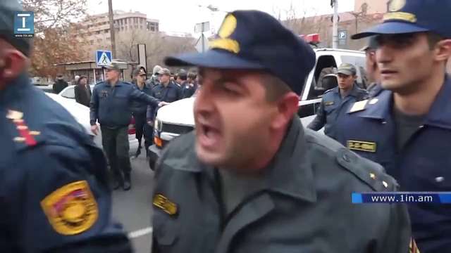 BERMAN EN ENTARKEL смотреть онлайн