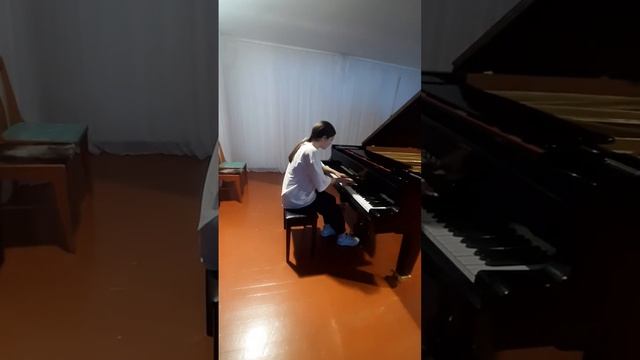 1. Й.Гайдн "Соната" фа мажор. 2. П.И.Чайковский "Сентиментальный вальс" смотреть онлайн