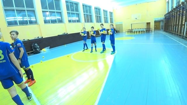 Игра: "БаскетболПодбор снежками" (ЛОВКОСТЬ И КООРДИНАЦИОННЫЕ СПОСОБНОСТИ - ПООЧЕРЁДНО) смотреть онлайн