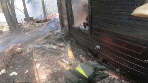 Пожар №3:ранг пожара 1-БИС ,едем в помощь в подрайон,8 построек сгорело