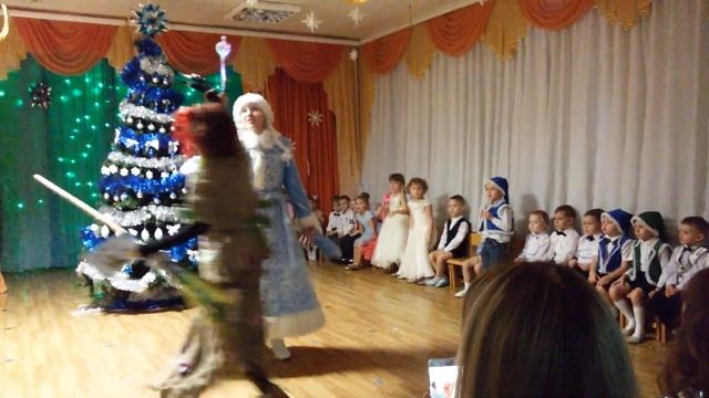Новый Год 2018 в Детском Садике 323 г. Минск смотреть онлайн
