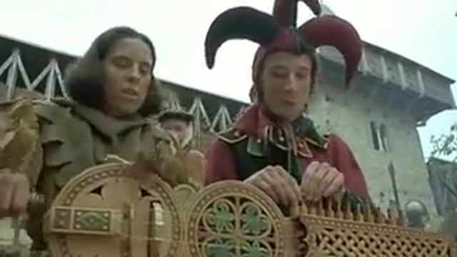 I Visitatori - organistrum - Jean Reno смотреть онлайн