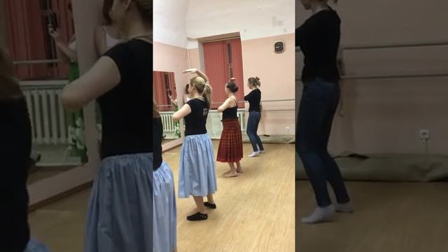 Школа Гавайского танца Кеола смотреть онлайн