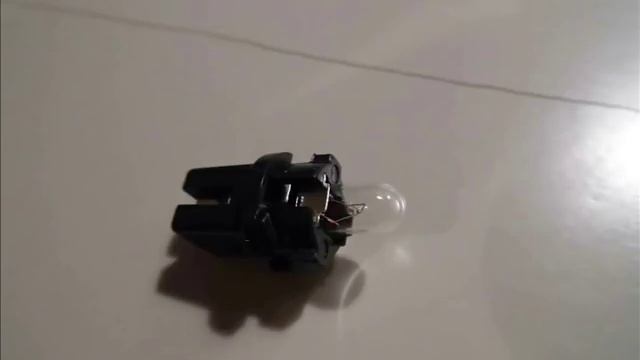 Замена ламп. Приборная панель. Лада Калина смотреть онлайн