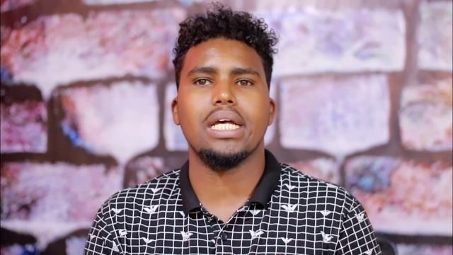YAA KA DAN BEEYEY KALA TAGA RASMI RAYS IYO FARXAAN YARE MAXAASE KA JIRA JACEYLKA IDIL BARKHAD IYO.. смотреть онлайн