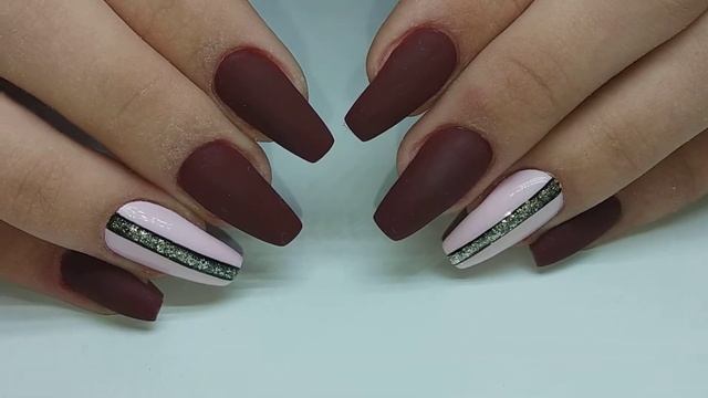 Дизайн ногтей бардовые матовые