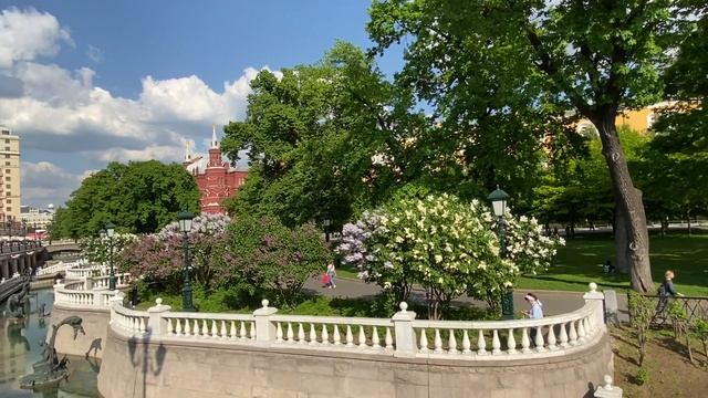 Москва Александровский сад.