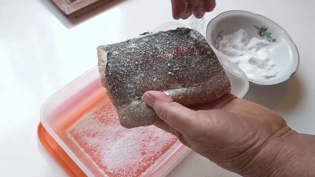 Как ВКУСНО и ПРАВИЛЬНО засолить красную рыбу дома. Малосольная семга, лосось, горбуша, форель смотреть онлайн