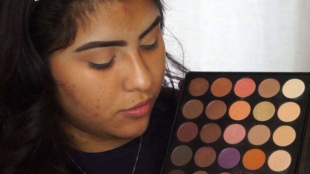 Very simple but glam nude eyeshadow look | Erika Alonso смотреть онлайн