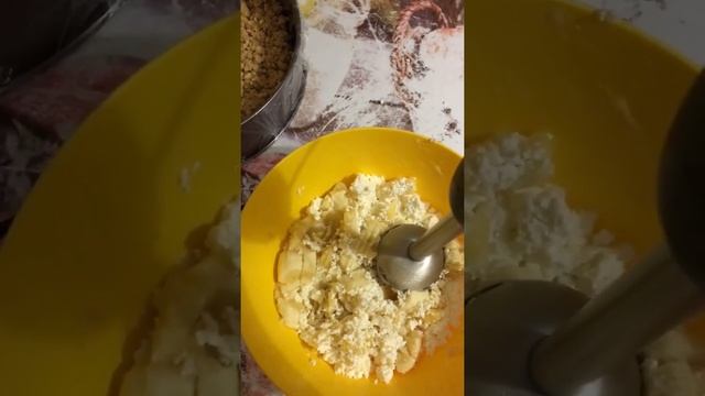ТВОРОЖНО-БАНАНОВЫЙ ДЕСЕРТ. ВОЗДУШНЫЙ И НЕЖНЫЙ. смотреть онлайн