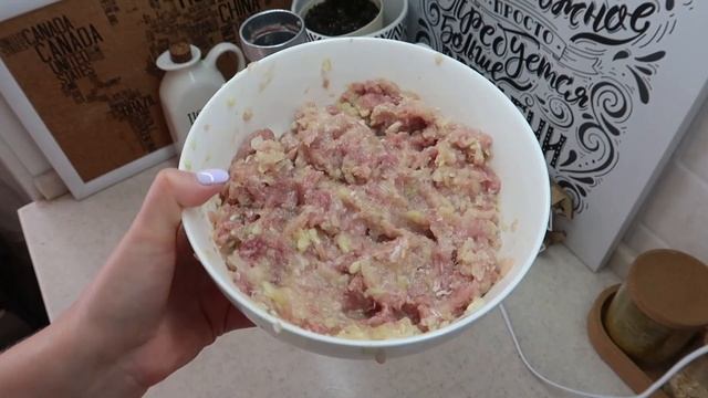 ВЛОГ: КАКИЕ НОВОСТИ / УТЕПЛИЛИ ДОМ НА ДАЧЕ / ЕДЕМ ЗАКУПАТЬСЯ В ОБИ / РЕЦЕПТ ВКУСНЫХ КОТЛЕТ смотреть онлайн