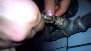 Как набить сальник на стареньком вентиле!!!!