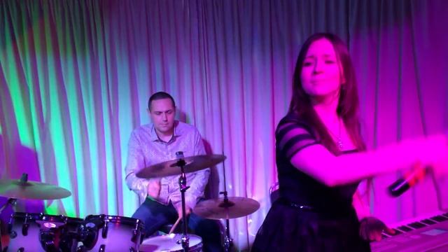 Отличное исполнение ! "The Best" - Караоке-клуб Луна смотреть онлайн