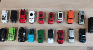 Игрушечные машинки