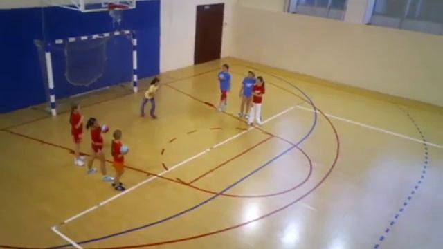 Танина тренировка, гандбол смотреть онлайн