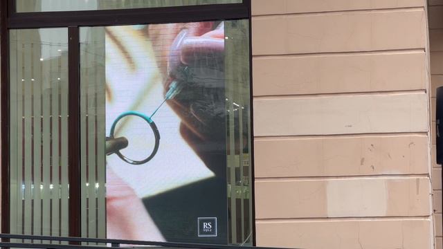 Светодиодный экран уличный. Шаг пикселя 3.076 мм смотреть онлайн