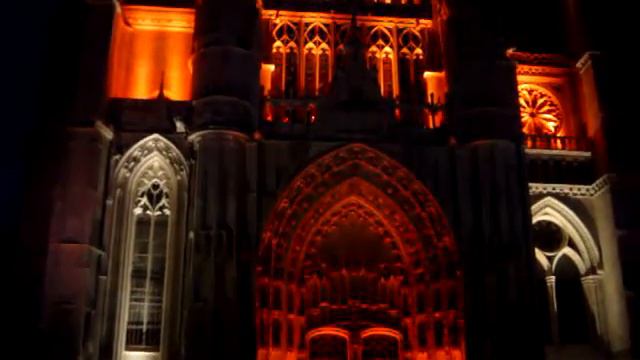 illumination de la cathédrale de Beauvais смотреть онлайн