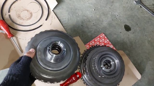 VİTES GEÇİŞLERİNDE VURMA KALKIŞTA TİTREME DSG 6 İLERİ KAVRAMA KONTROLÜ NASIL YAPILIR смотреть онлайн