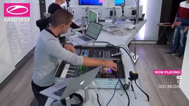 Giuseppe Ottaviani Live @ ASOT 832