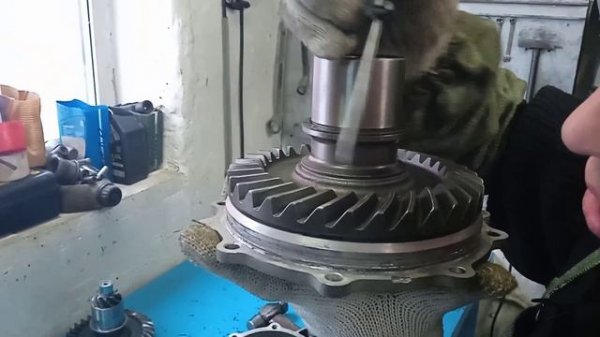 Ремонт и регулировка заднего редуктора CF625-Z6 EFI